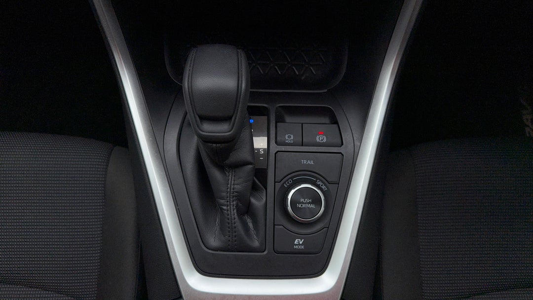 2024 Toyota RAV4 Gx (AWD) Hybr Full Size Spare, Automatic, 30440 km, Gear Lever 