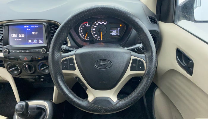 2020 Hyundai NEW SANTRO SPORTZ 1.1, Petrol, Manual, 19,856 km, Steering Wheel Close Up