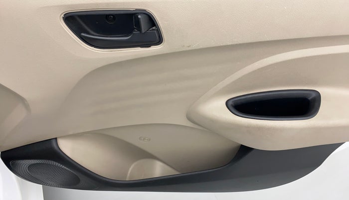 2020 Hyundai NEW SANTRO SPORTZ 1.1, Petrol, Manual, 19,856 km, Driver Side Door Panels Control