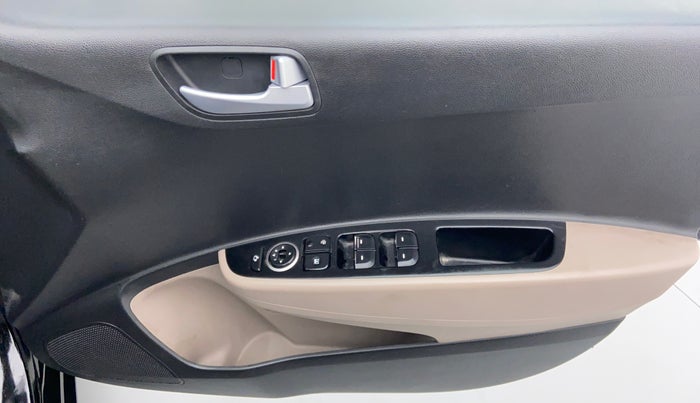 2014 Hyundai Grand i10 ASTA 1.1 (O) CRDI, Diesel, Manual, 1,06,504 km, Driver Side Door Panels Controls