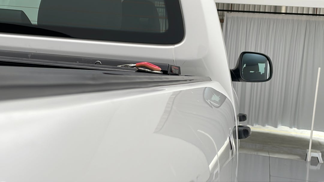 2016 Volkswagen Amarok Tdi420 (4x2), Automatic, 127888 km, Quarter Panel Rear RHS Dent