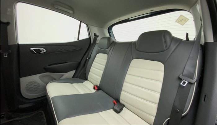 2021 Hyundai GRAND I10 NIOS SPORTZ CNG MT, CNG, Manual, 21,187 km, Right Side Rear Door Cabin