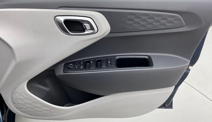 2021 Hyundai GRAND I10 NIOS SPORTZ CNG MT, CNG, Manual, 21,187 km, Driver Side Door Panels Control