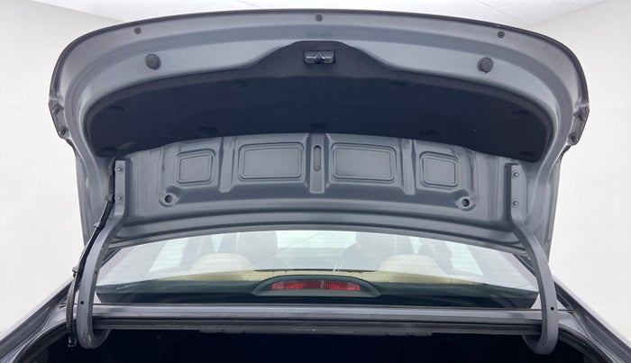 2017 Hyundai Verna 1.6 SX VTVT, Petrol, Manual, 52,559 km, Boot Door Open