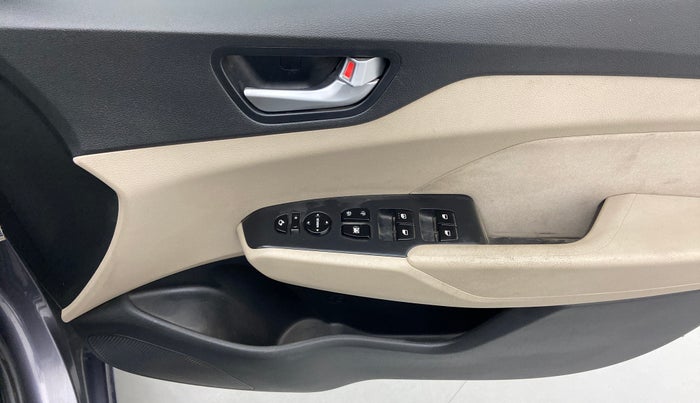 2017 Hyundai Verna 1.6 SX VTVT, Petrol, Manual, 52,559 km, Driver Side Door Panels Control