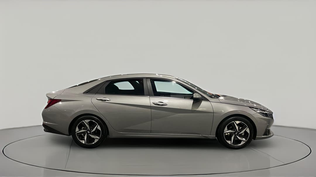 2022 Hyundai i30 Elite, Automatic, 66505 km, Right Side View