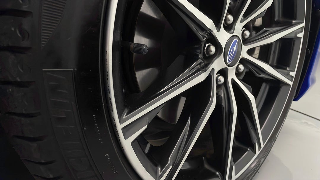 Wheels Rim Front LHS Scratch