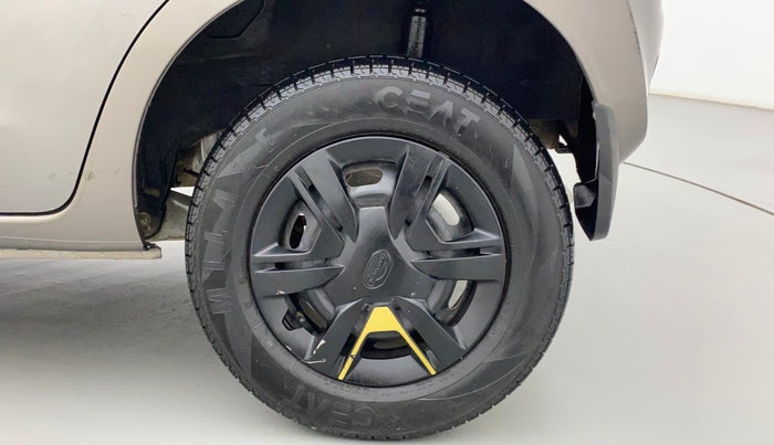 2017 Datsun Redi Go GOLD LIMITED EDITION, Petrol, Manual, 25,669 km, Left Rear Wheel