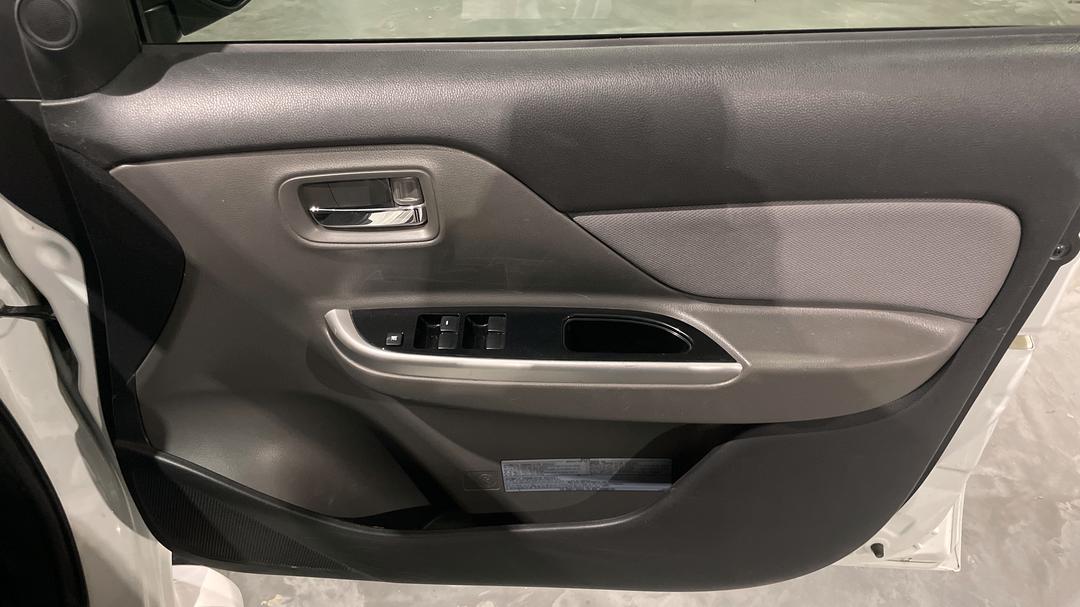 2018 Mitsubishi Triton Gls (4x4), Manual, 76764 km, Speaker View