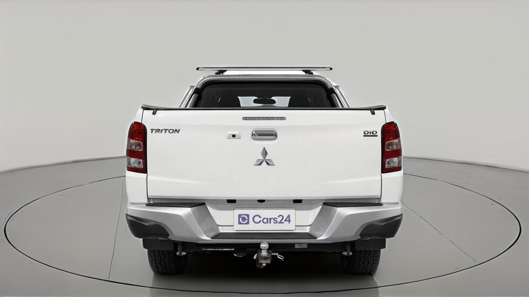 2018 Mitsubishi Triton Gls (4x4), Manual, 76764 km, Back/Rear View