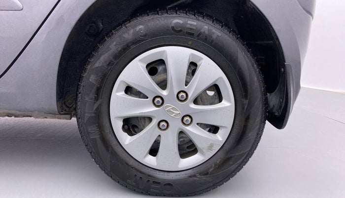 2011 Hyundai i10 SPORTZ 1.2 AT KAPPA2, Petrol, Automatic, 1,17,032 km, Left Rear Wheel