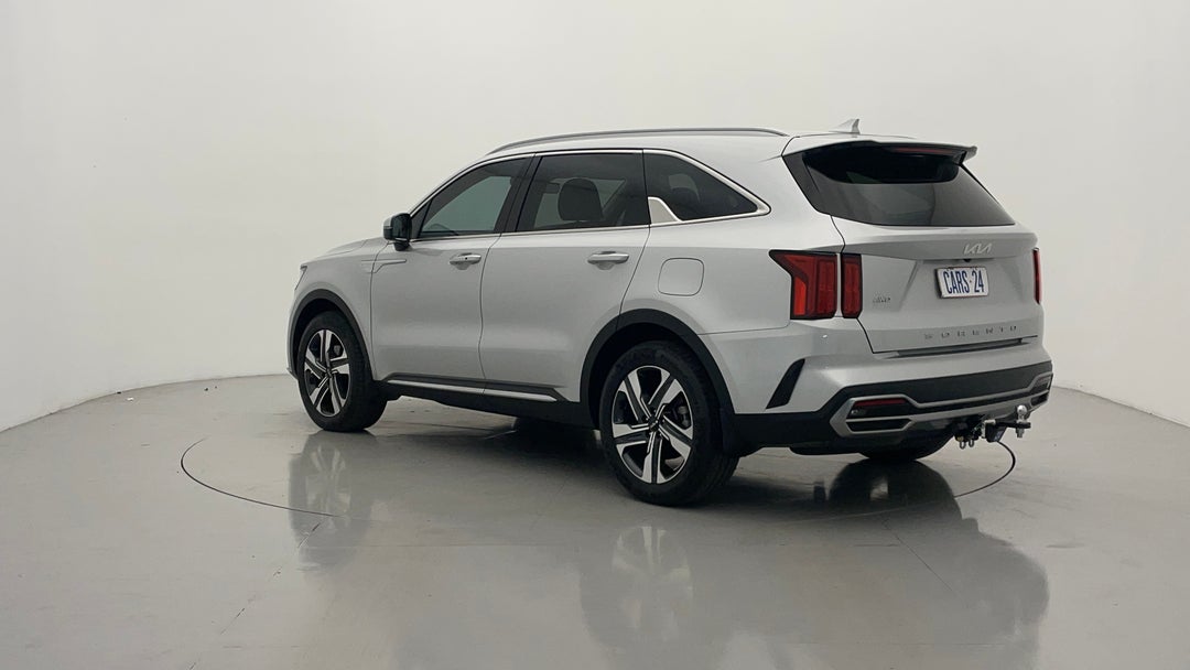 Left Back Diagonal (45- Degree) View