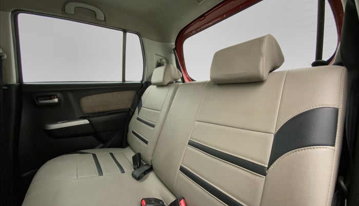 2013 Maruti Wagon R 1.0 VXI, Petrol, Manual, 54,879 km, Right Side Rear Door Cabin