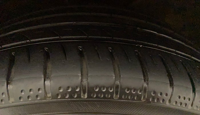 2017 Maruti Baleno ZETA PETROL 1.2, Petrol, Manual, 53,969 km, Left Rear Tyre Tread