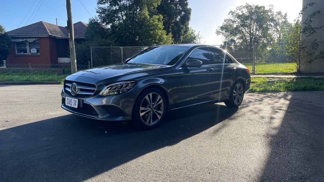 Left Front Diagonal (45- Degree) View