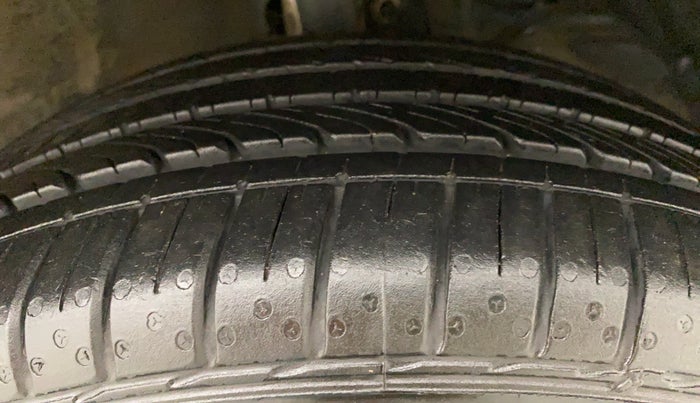 2018 Maruti Baleno ALPHA DDIS 190, Diesel, Manual, 45,539 km, Right Front Tyre Tread