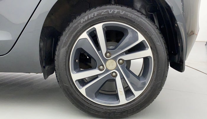 2020 Tata ALTROZ XZ 1.2, Petrol, Manual, 27,970 km, Left Rear Wheel