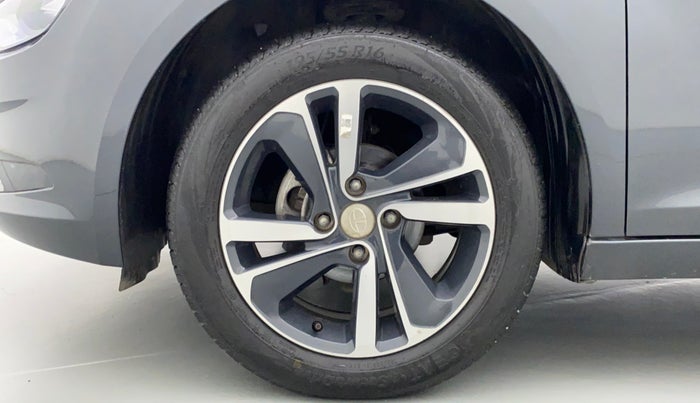 2020 Tata ALTROZ XZ 1.2, Petrol, Manual, 27,970 km, Left Front Wheel