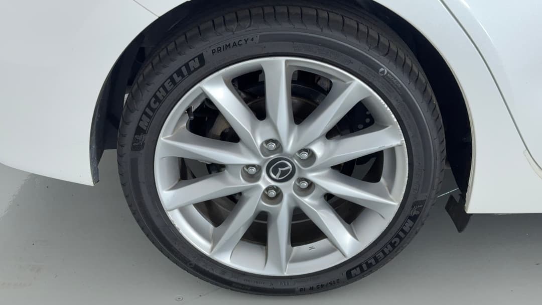 2018 Mazda Mazda3 Sp25 Gt, Automatic, 89610 km, Right Rear Wheel