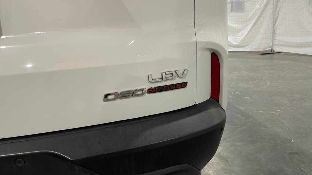 2021 LDV D90 Executive (4WD) D20, Automatic, 80360 km, Badge (Boot Right Side)
