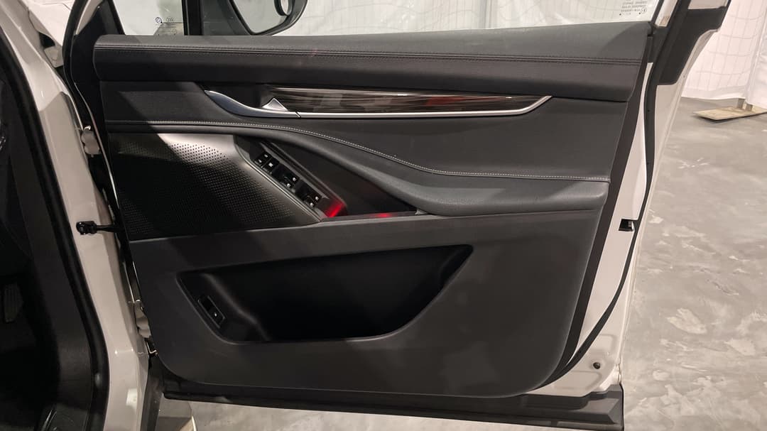 2021 LDV D90 Executive (4WD) D20, Automatic, 80360 km, Speaker View