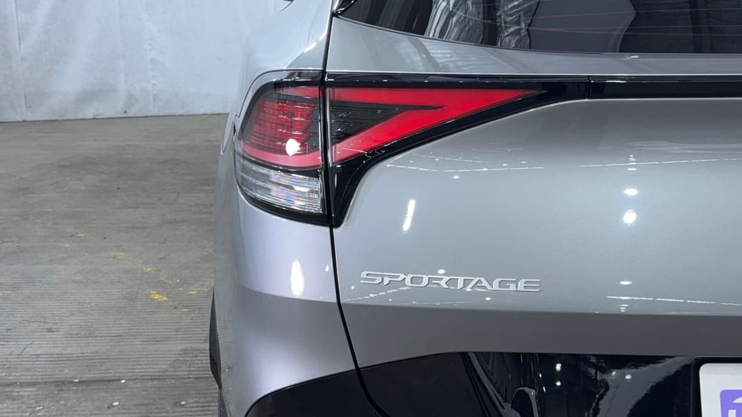 2024 Kia Sportage Sx (FWD), Automatic, 40080 km, Badge (Boot Left Side)