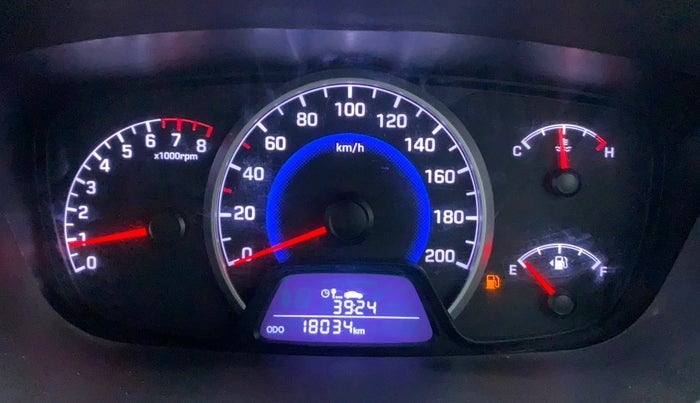 2017 Hyundai Grand i10 Sportz(O) 1.2 MT, Petrol, Manual, 18,296 km, Odometer View