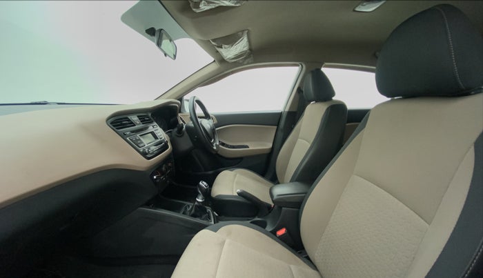 2018 Hyundai Elite i20 Magna Executive Diesel, Diesel, Manual, 43,857 km, Right Side Front Door Cabin