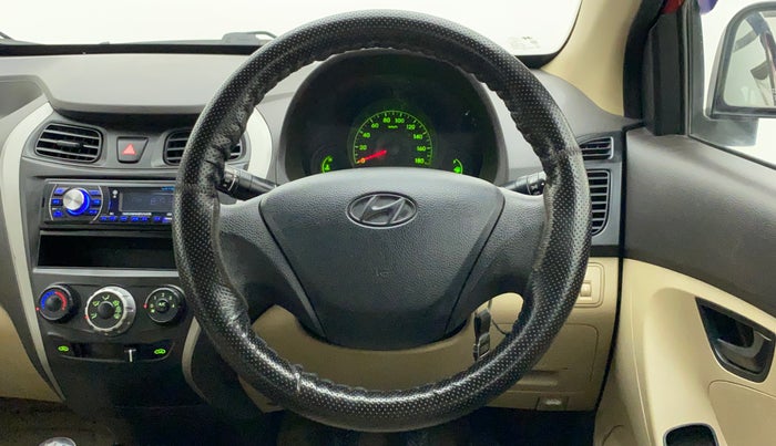 2017 Hyundai Eon ERA +, Petrol, Manual, 35,752 km, Steering Wheel Close Up