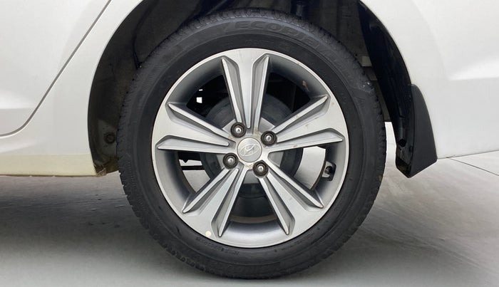 2017 Hyundai Verna 1.6 SX VTVT, Petrol, Manual, 14,161 km, Left Rear Wheel