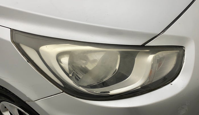 2012 Hyundai Verna FLUIDIC 1.6 VTVT EX, Petrol, Manual, 59,119 km, Right headlight - Minor scratches