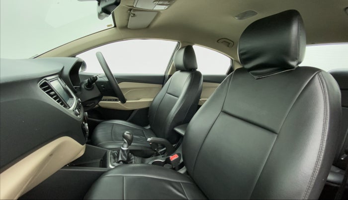 2019 Hyundai Verna 1.6 VTVT SX, Petrol, Manual, 70,668 km, Right Side Front Door Cabin
