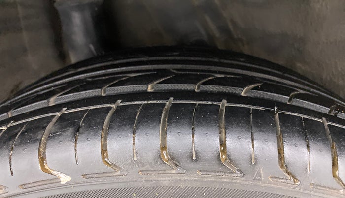 2019 Hyundai Verna 1.6 VTVT SX, Petrol, Manual, 70,668 km, Right Rear Tyre Tread