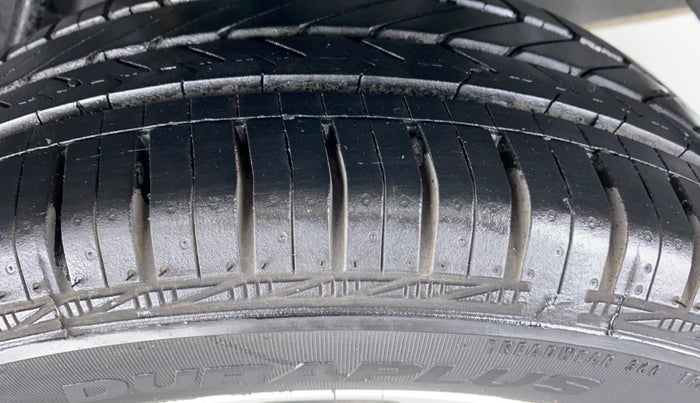 2015 Honda Amaze 1.2 VXMT I VTEC, Petrol, Manual, 70,758 km, Left Rear Tyre Tread