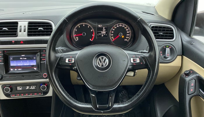 2016 Volkswagen Ameo HIGHLINE 1.2, Petrol, Manual, 24,045 km, Steering Wheel Close Up