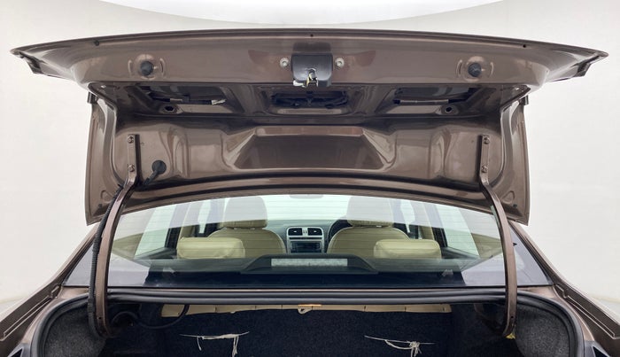 2016 Volkswagen Ameo HIGHLINE 1.2, Petrol, Manual, 24,045 km, Boot Door Open