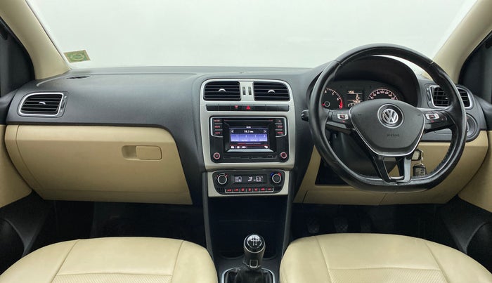 2016 Volkswagen Ameo HIGHLINE 1.2, Petrol, Manual, 24,045 km, Dashboard