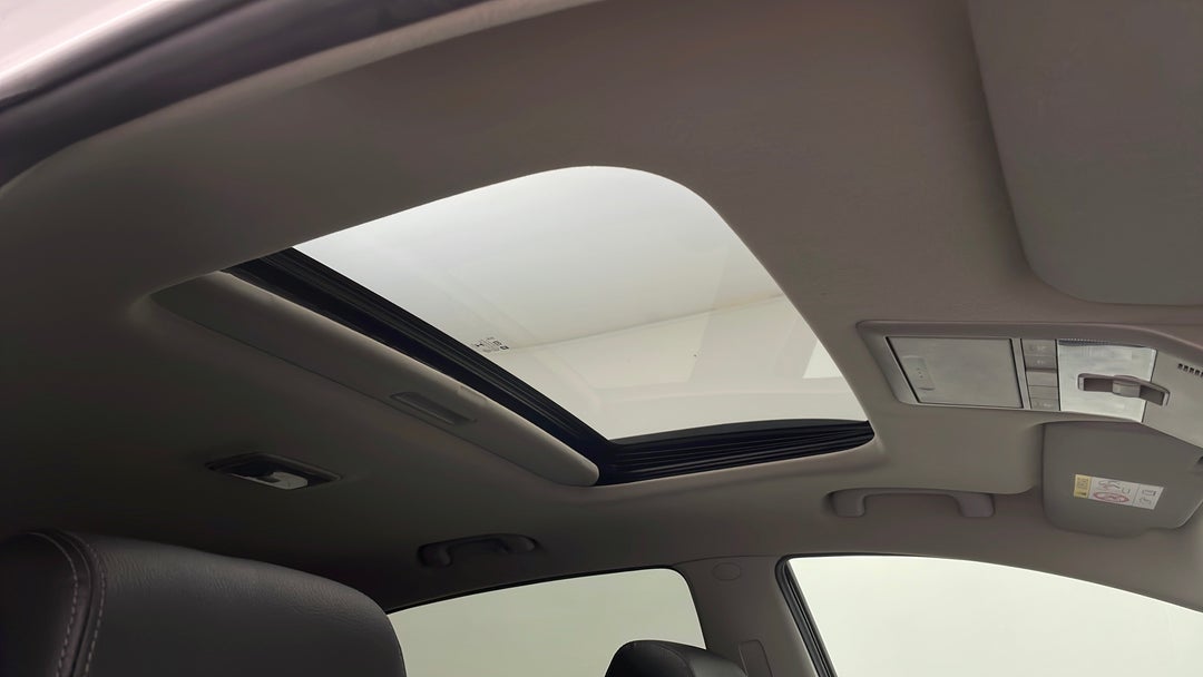 2017 Holden Captiva Active 7 Seater, Automatic, 113732 km, Interior Sunroof/Moonroof