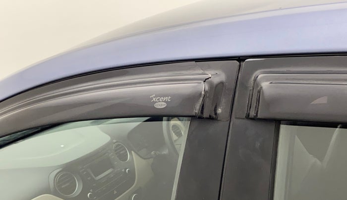 2016 Hyundai Xcent SX 1.2, Petrol, Manual, 37,929 km, Front passenger door - Door visor damaged
