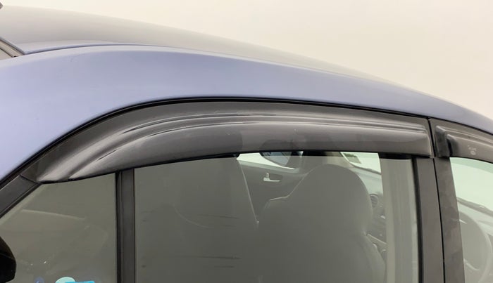 2016 Hyundai Xcent SX 1.2, Petrol, Manual, 37,929 km, Right rear door - Door visor damaged