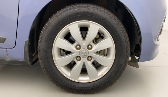 2016 Hyundai Xcent SX 1.2, Petrol, Manual, 37,929 km, Right Front Wheel