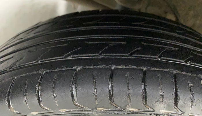 2015 Datsun Go Plus T (O), Petrol, Manual, 91,141 km, Right Rear Tyre Tread
