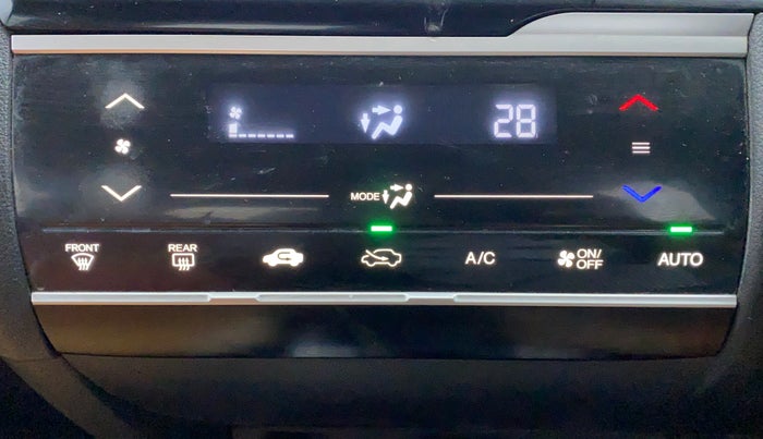2017 Honda Jazz 1.2 V AT, Petrol, Automatic, 61,721 km, Automatic Climate Control