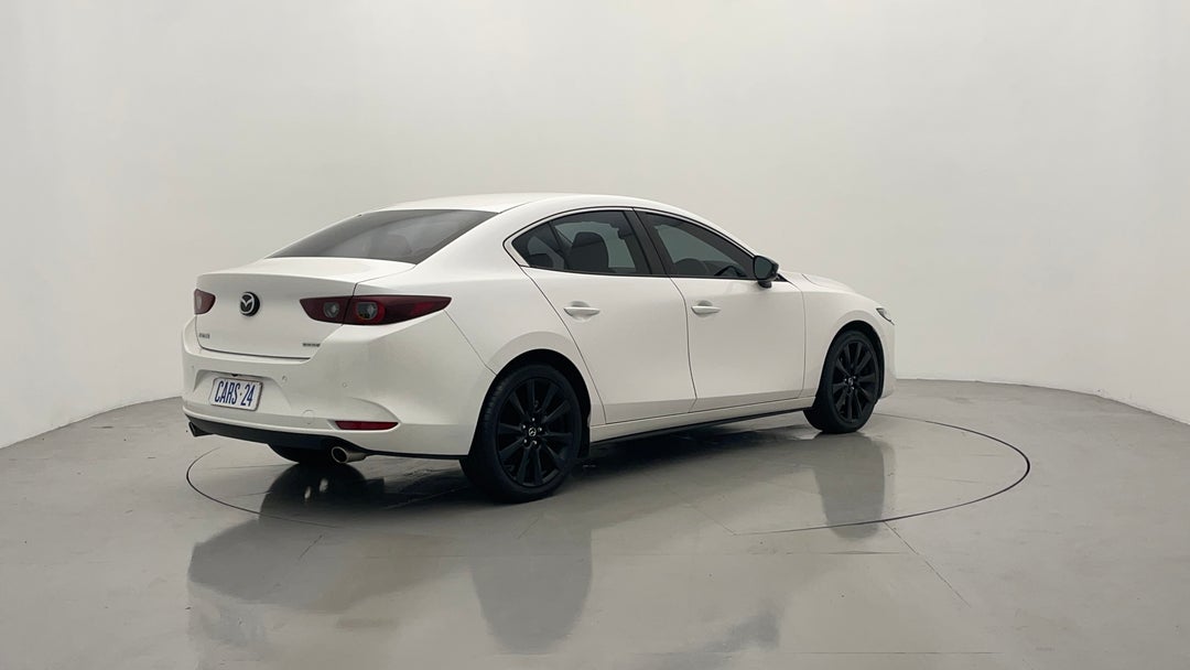 Right Back Diagonal (45- Degree) View