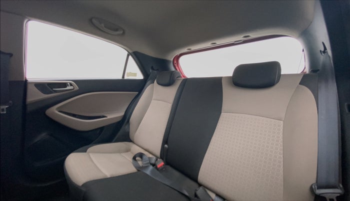 2015 Hyundai Elite i20 ASTA 1.2, Petrol, Manual, 51,969 km, Right Side Rear Door Cabin View