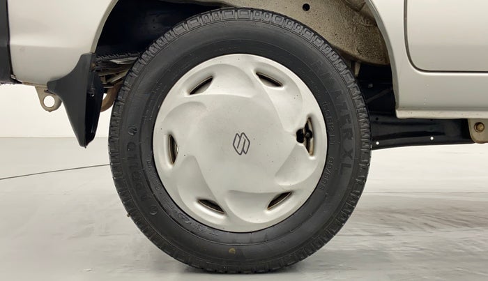 2018 Maruti Eeco 5 STR WITH AC PLUSHTR, Petrol, Manual, 48,971 km, Right Rear Wheel