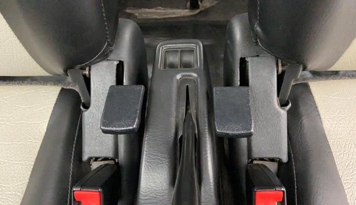 2018 Maruti Eeco 5 STR WITH AC PLUSHTR, Petrol, Manual, 48,971 km, Driver Side Adjustment Panel
