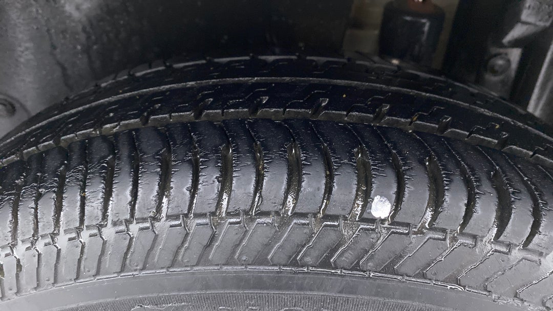 Left Rear Tyre Tread