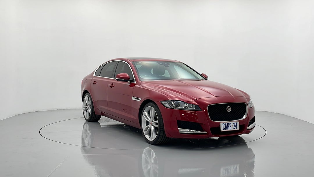 Right Front Diagonal (45- Degree) View