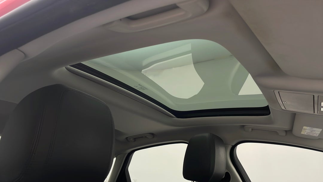Interior Sunroof/Moonroof
